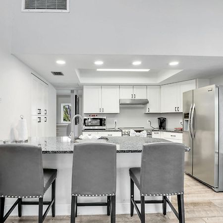 5 Beds 3 Bdr 2 Bath Heated Pool, Grill, Patio Villa Marco Island Exterior photo