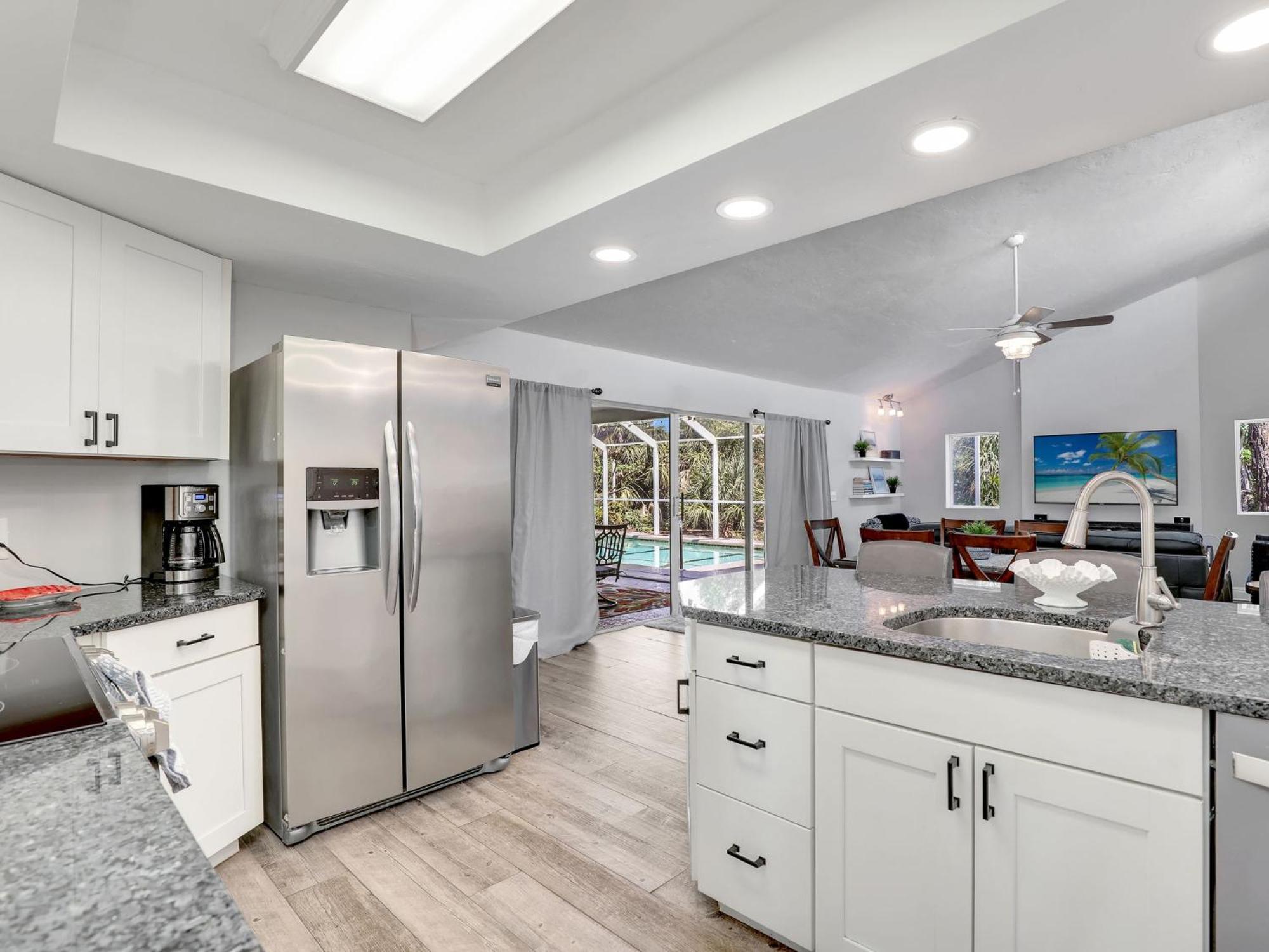 5 Beds 3 Bdr 2 Bath Heated Pool, Grill, Patio Villa Marco Island Exterior photo